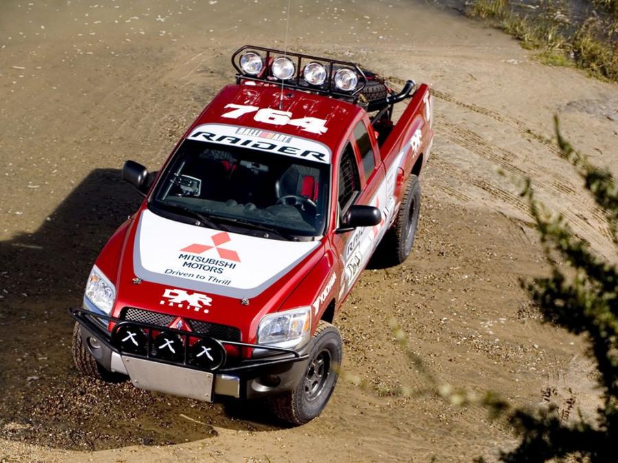  Mitsubishi Baja Raider 2006 года  (фото 30 из 39)